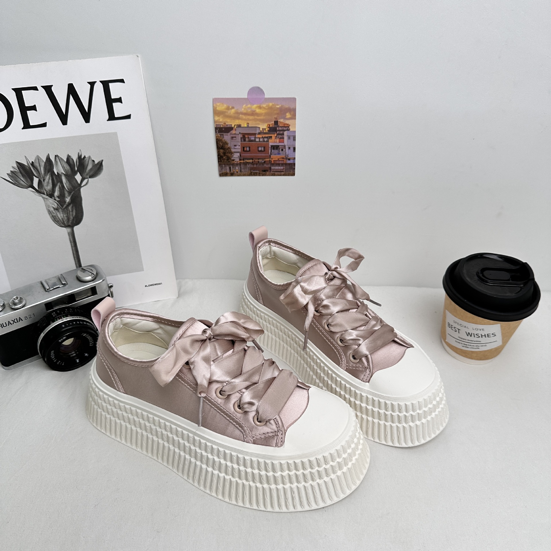 A9899 plantillas de látex aumentan suela gruesa, zapatos blancos con suela de pastel, zapatos de mujer de primavera de 2025 nuevos zapatos de skate delgados image 5
