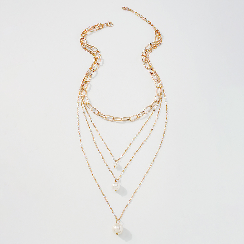 Retro Multi-layered Wearing Temperament Necklace Imitation Pearl Chain Niche Exaggerated Necklace display picture 7