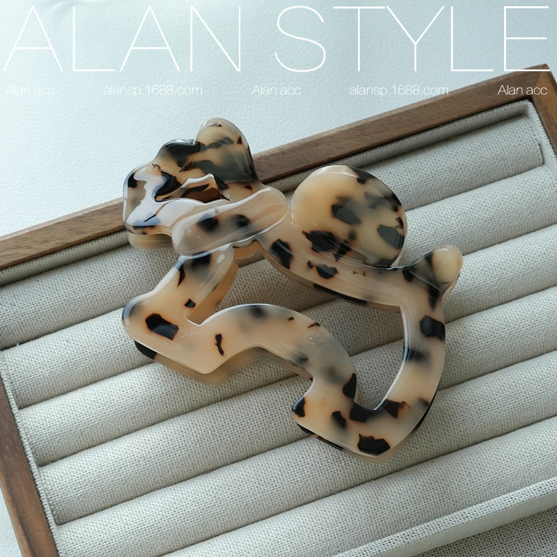 Alanの新しいアセテート子犬型ヘアクリップ、かわいいヘアクリップ、厚みのある中空ヘアクリップ、サメクリップヘアアクセサリー|undefined