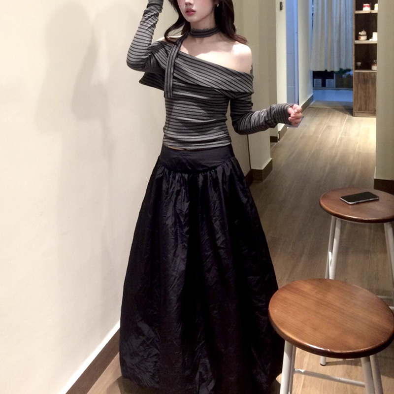 MENGXIANG 美式辣妹设计感一字肩长袖T恤女秋季新款修身露肩上衣|undefined