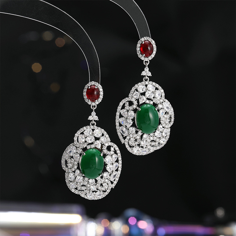Fashionable retro elegant long earrings with zircon