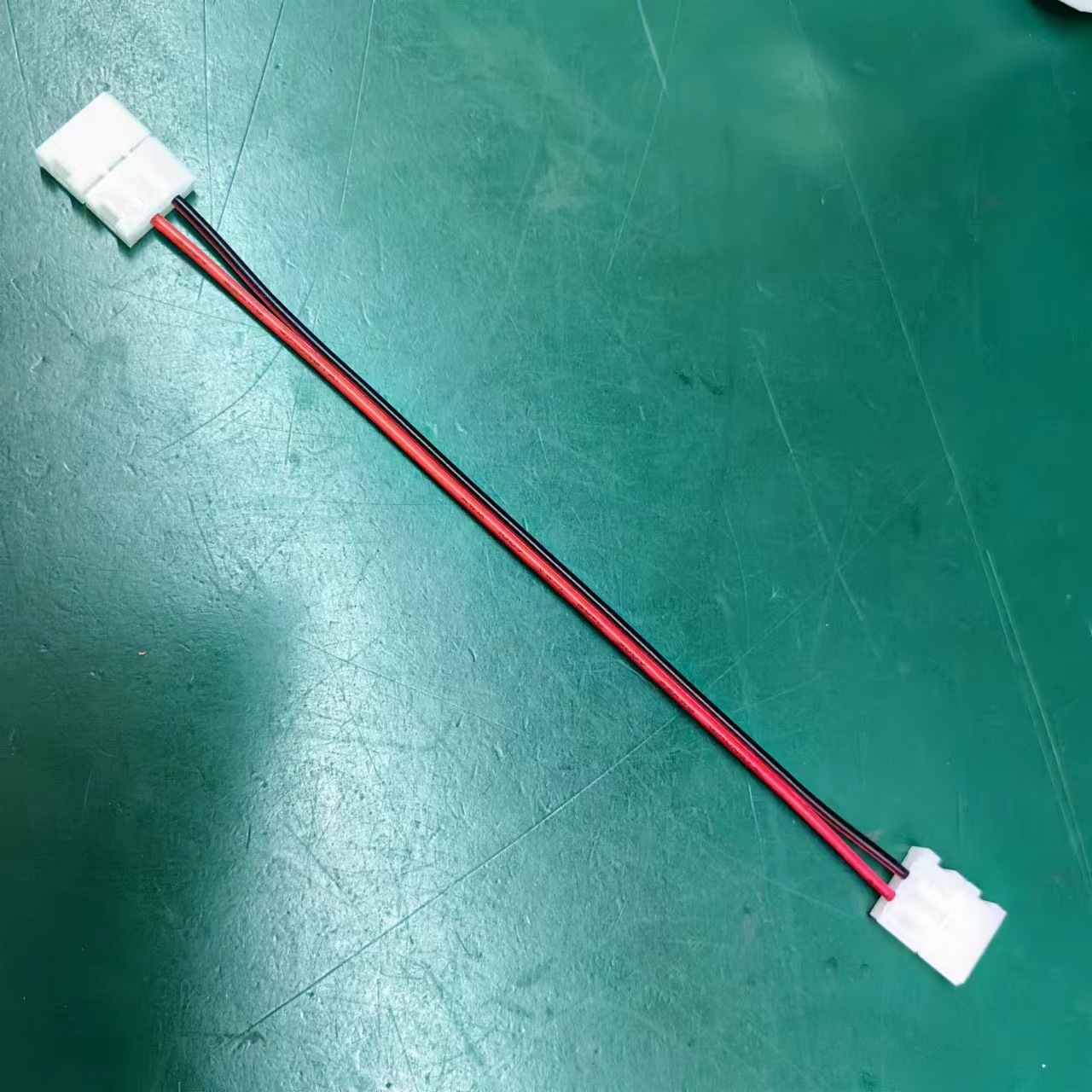 5050RGB七彩灯带免焊双头灯带连接线LED灯条10MM快速免焊连接线