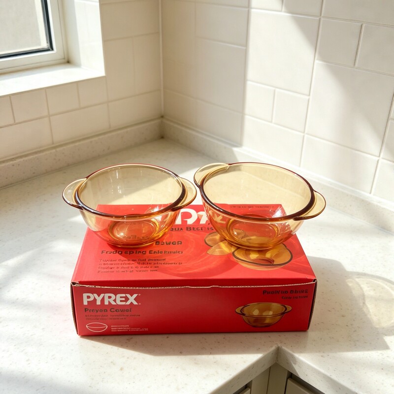 Corning Pyrex Amber Double-Handled Glass Bowl Corning Pyrex Amber Double-Handled Glass Bowl