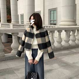韩国chic 冬季法式v领一粒扣夹棉里格纹毛呢短款外套