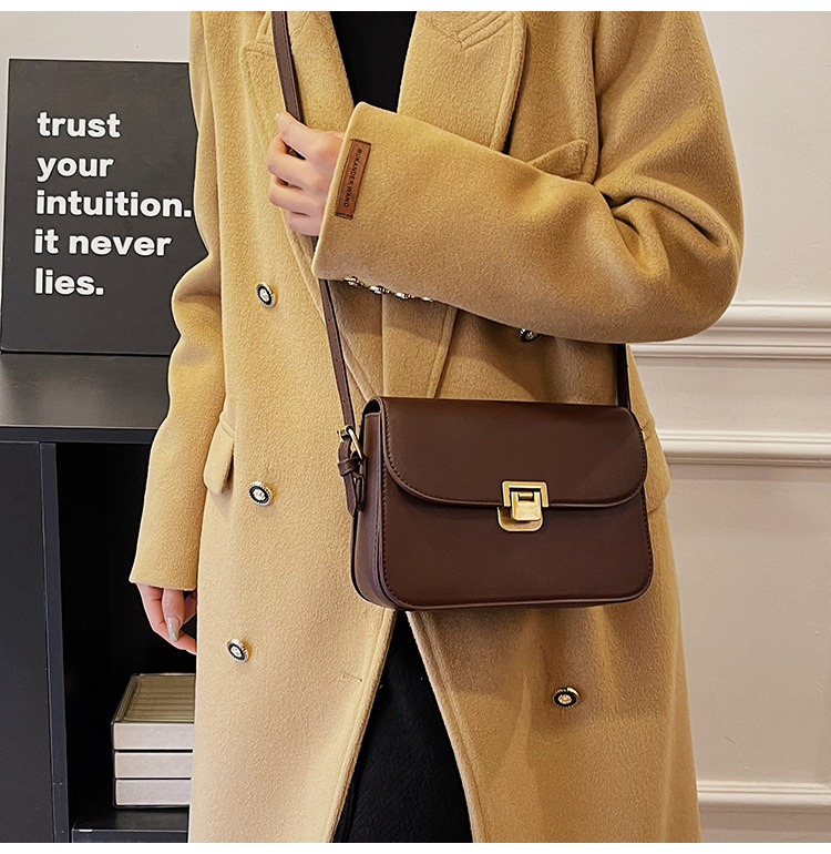 Solid color underarm 2023 new trendy versatile shoulder high-end and fashionable crossbody women's bag, small square bag_voghion.com