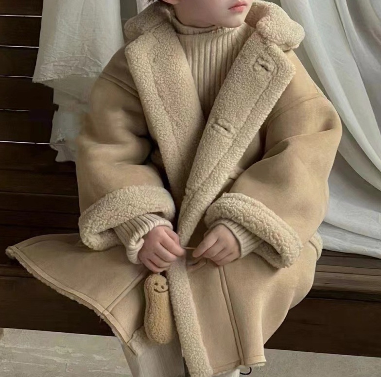 Vêtements pour enfants Manteau pour filles en peau d'agneau épaisse composite en peau de cerf camel manteau chaud vêtements d'extérieur_voghion.com