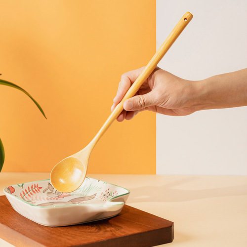 Modern Chinese-style long-handled solid wood spoon for children, household soup spoon and rice spoon, watermelon spoon with Instagram style and high aesthetic coffee spoon
