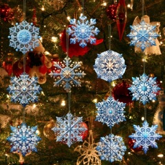 12点セットスノーフレーク模様の装飾品手作り木製吊り下げ装飾品クリスマスデザインクリスマスツリー装飾ストラップ