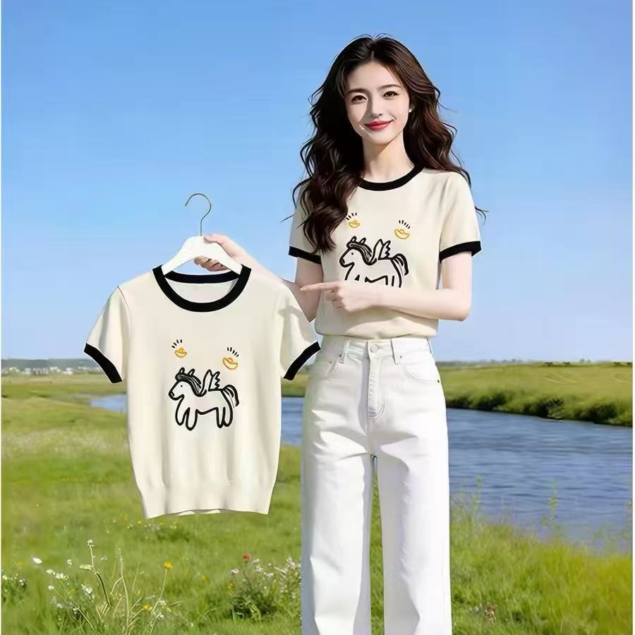 Áo thun nữ cổ tròn thêu ngựa con tay ngắn phong cách Hàn Quốc — Xanh navy chi tiết 2
