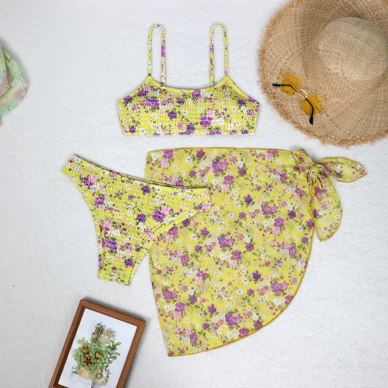 Women's Split Bikini Three-piece Swimsuit Floral Beach Wrap Set_voghion.com