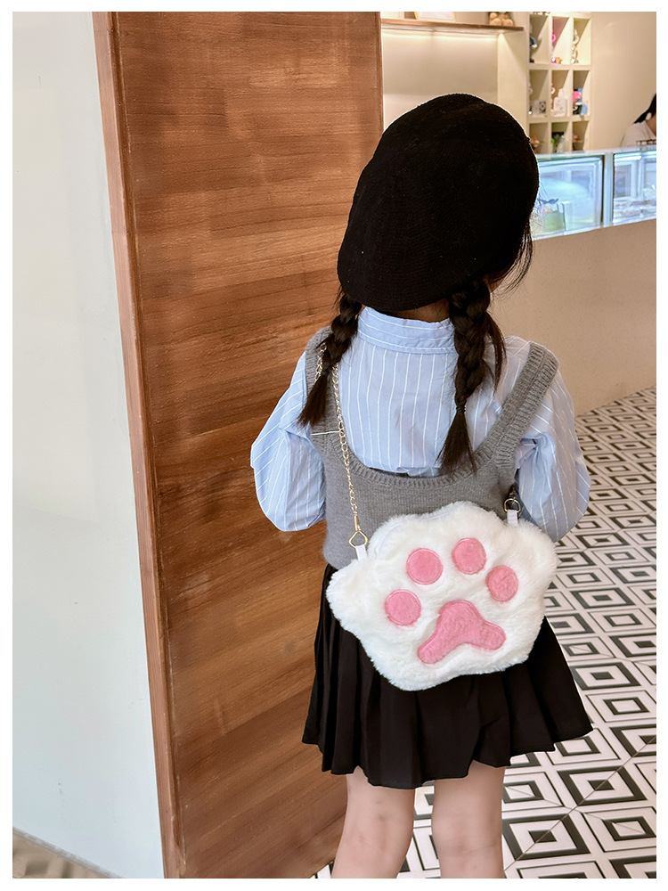 2024 New Korean plush single-shoulder crossbody pocket change children's bag, cute baby holding chain small bag for girls undefined