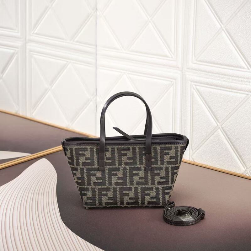 Light Luxury Retro Vegetable Basket Bucket Bag for Women 2024 New Fashion Handbag Stylish Versatile Shoulder Crossbody Bag Light Luxury Retro Vegetable Basket Bucket Bag for Women 2024 New Fashion Handbag Stylish Versatile Shoulder Crossbody Bag