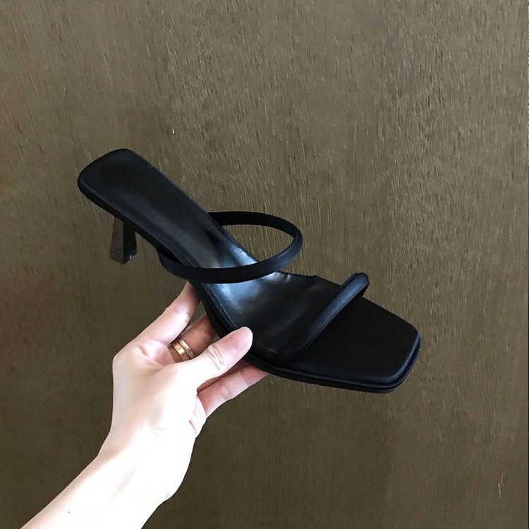 2025 Summer New Women's Outdoor Slippers, Black Thin-Strap Square-Toe Open-Toe Stiletto High-Heel Sandals_vogvips.com