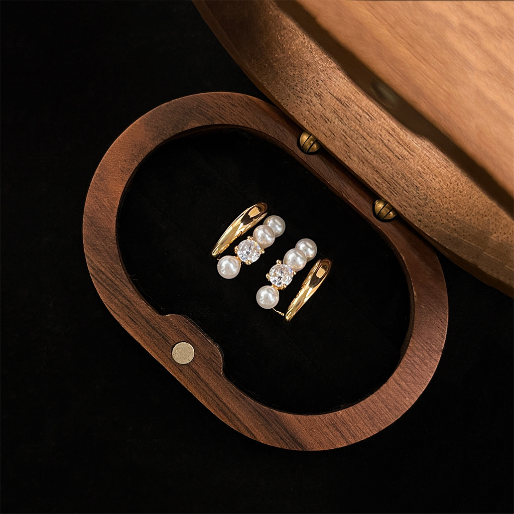 耳语_0100_组 101 拷贝.jpg