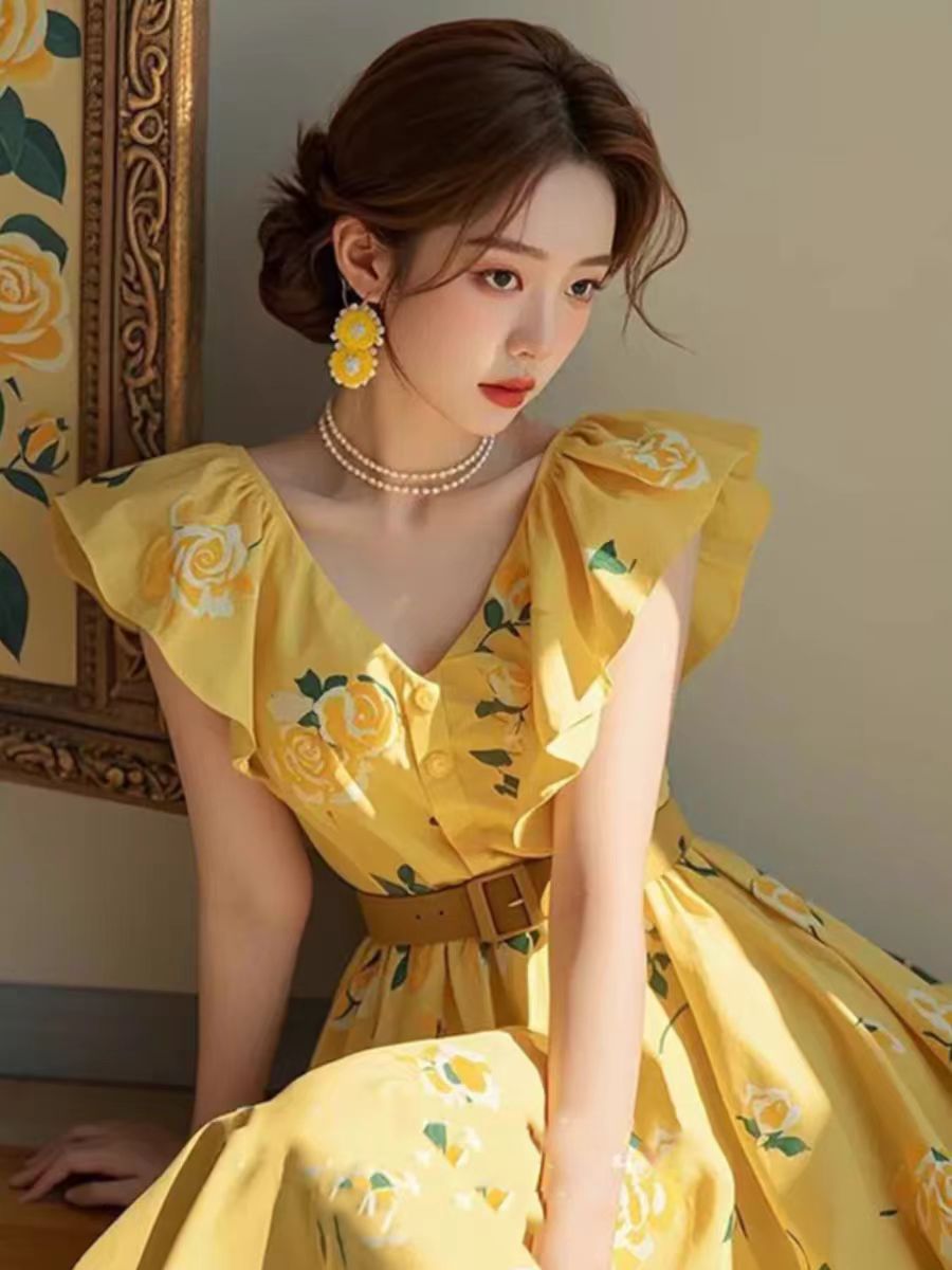Đầm suông midi hoa hồng vàng tay phồng kiểu Pháp — màu vàng