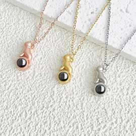 欧美项链批发跨境小饰品锁骨链猫咪不掉色投影项链吊坠定 制图片