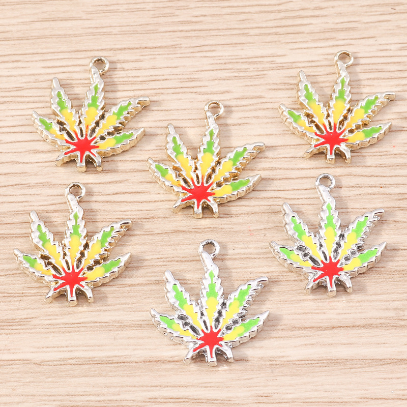 10 pcs/bag alloy oil drop metal Thanksgiving maple leaf pendant diy accessories accessories pendant pendant 10 pcs/bag alloy oil drop metal Thanksgiving maple leaf pendant diy accessories accessories pendant pendant