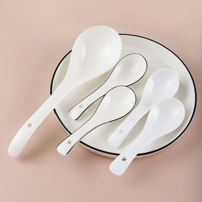 Simple línea negra cuchara de cerámica doméstica cuchara de comedor cuchara de mango largo sopa de restaurante cuchara de restaurante cuchara pequeña