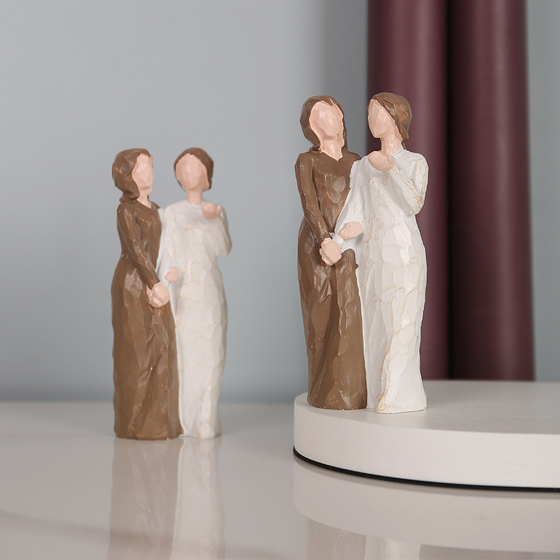 Sisters Love character statue resin decoration holiday memorial home hallway bookcase desktop decoration crafts