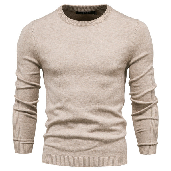 demi-season knitted sweater with a round collar for leisure