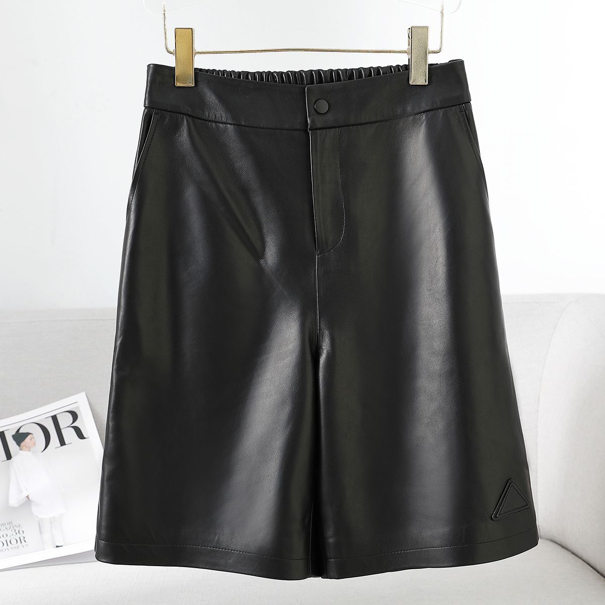 工厂现货2025秋冬季新款真皮绵羊皮短裤海宁休闲百搭真皮女式皮裤