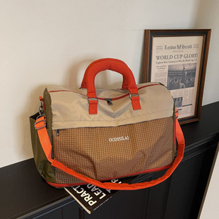 Capacious wear-resistant travel bag for men and women wet and dry separation one shoulder