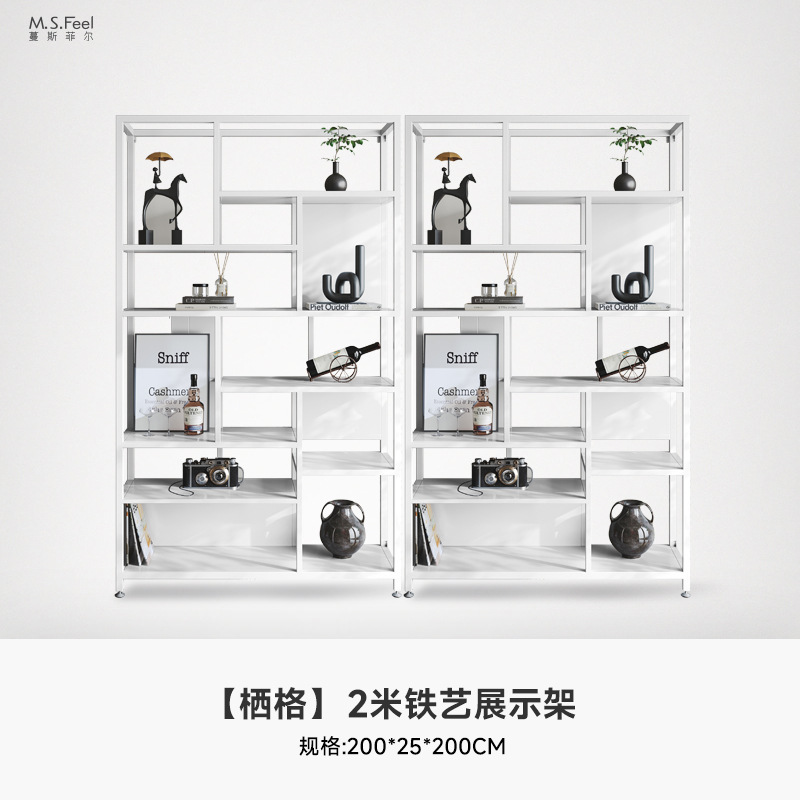 Estante de metal ligero de lujo estante de piso doméstico estante de escritorio estante de decoración de partición estante de exhibición creativa multicapa