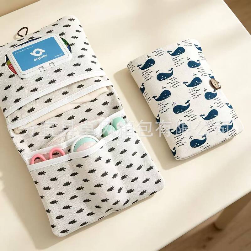 In-stock Amazon cross-border best-selling baby diaper bag, portable wet wipes storage bag for outings