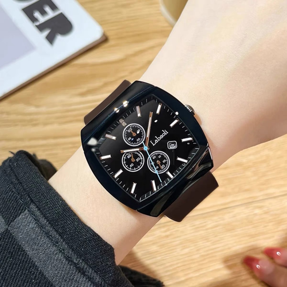 Labaoli New Same New Fashion Vielseitige Unisex Casual Style Paar wasserdichte Quarzuhr_voghion.com