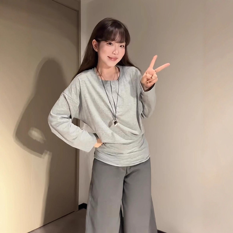 春季小众设计感百搭显瘦T恤大码胖MM慵懒宽松排扣v领蝙蝠袖上衣潮|undefined