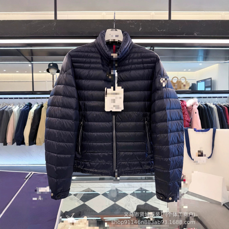 2026 Moncler down jacket, Arnique men's lightweight short down jacket, 90% white goose down 2026 Moncler down jacket, Arnique men's lightweight short down jacket, 90% white goose down