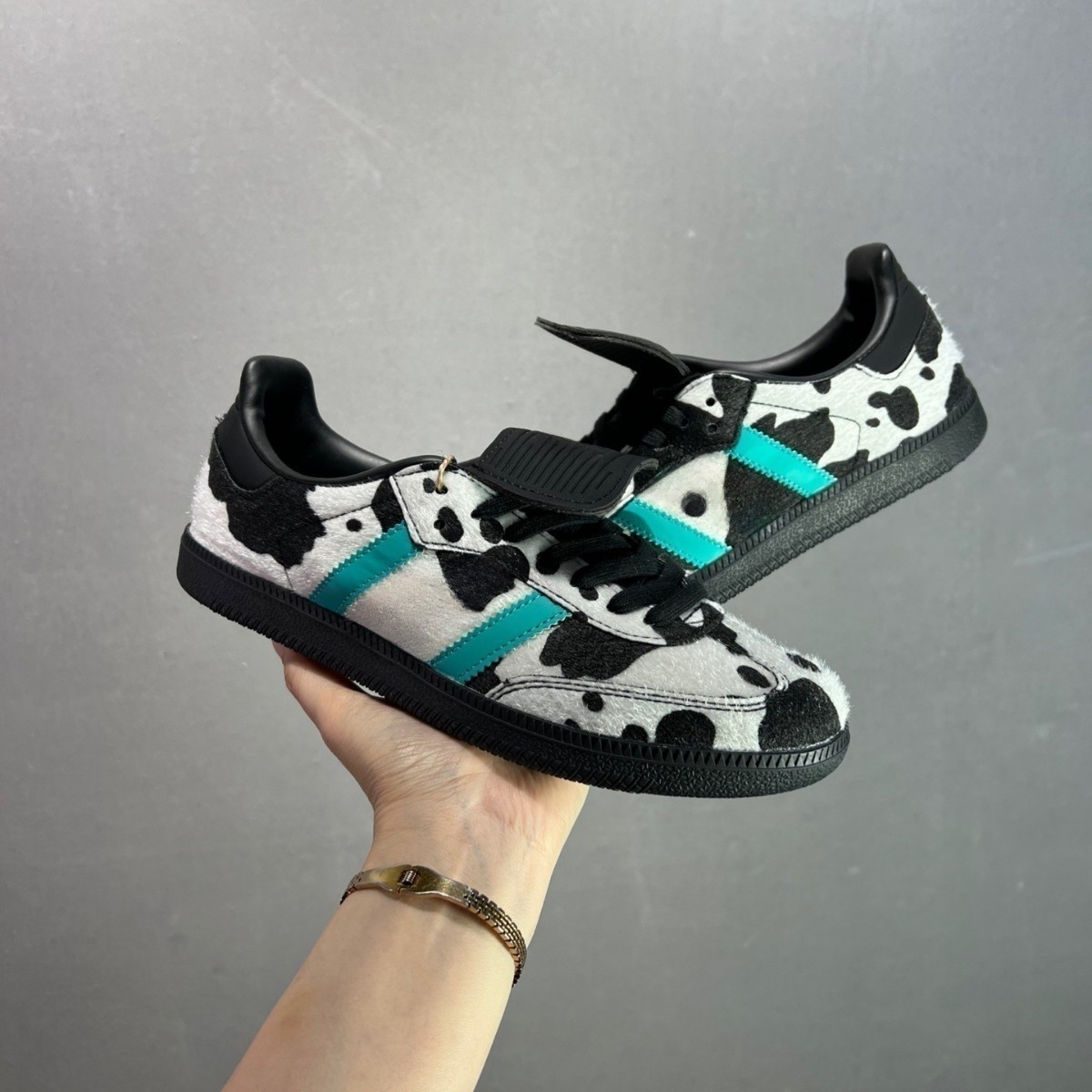 Retro single-item retro samba shoes with seamless feel Soft