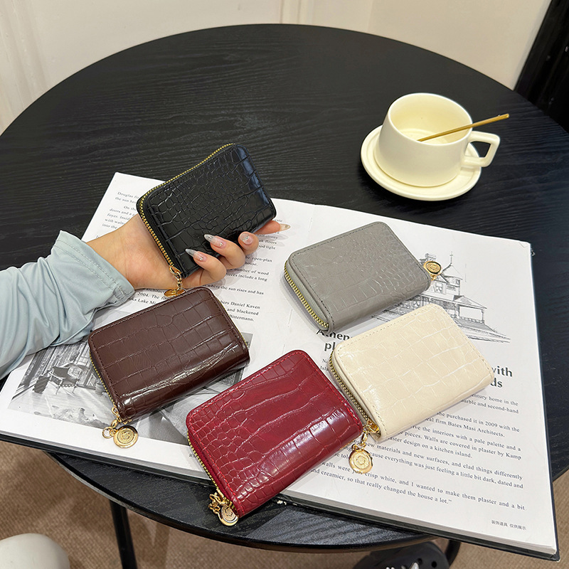 Card Holder Women's 2025 New High-End Document Cosmetics Bag Small Fragrant Style Wallet Multi-Card Slot Coin Purse Clutch Bag Card Holder Women's 2025 New High-End Document Cosmetics Bag Small Fragrant Style Wallet Multi-Card Slot Coin Purse Clutch Bag