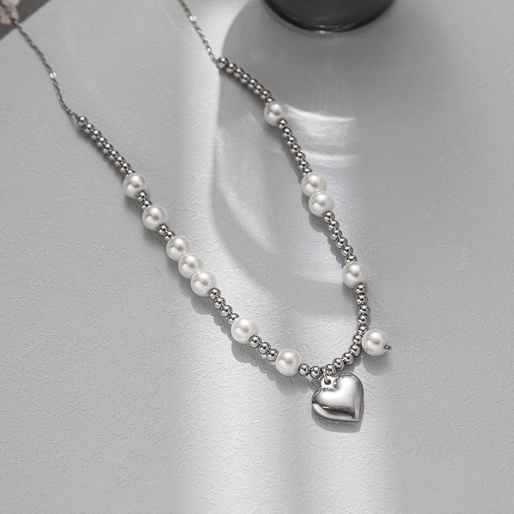 Original Design Heart Shape Imitation Pearl Titanium Steel Beaded Pendant Necklace 1 Piece