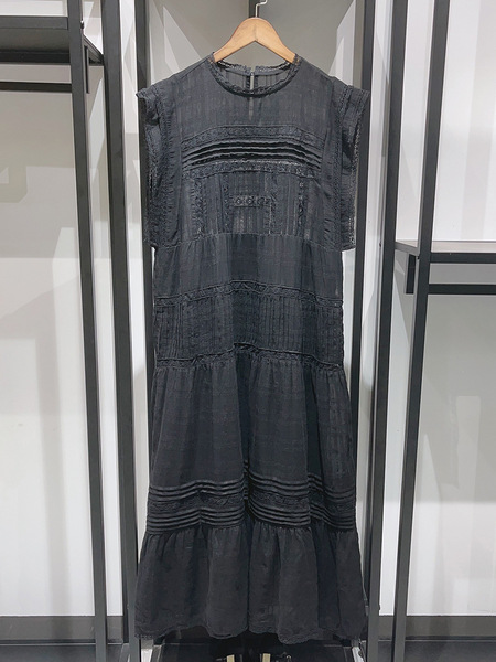 Summer fashionable cute lace dress with a round collar sleevless