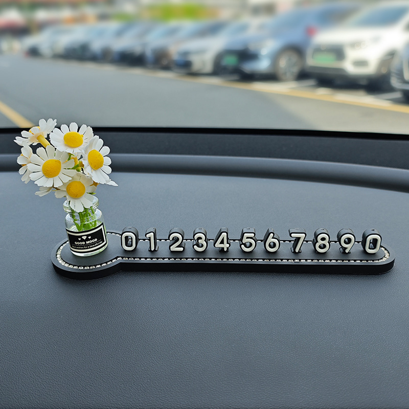 화이트 데이지 다이아몬드 주차 표지판 [무료 숫자 4세트]