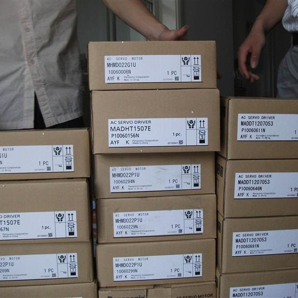 安川伺服MSS083A1XP，库存现货，低价，欢迎询价，质保一年