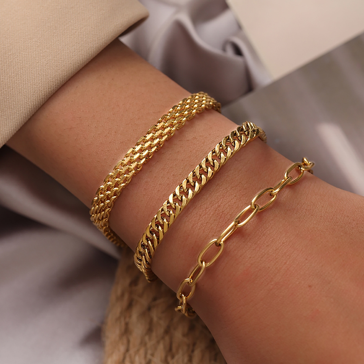 304 Stainless Steel Basic Simple Style Classic Style Plating Twist Bracelets display picture 6