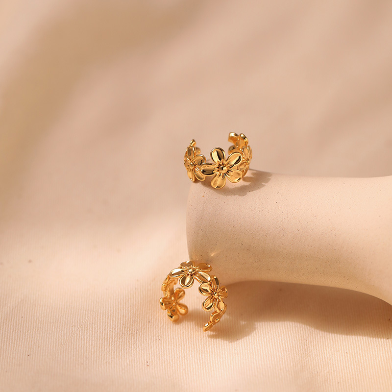 Flower Pattern Women's Gender 1 Pair Sweet Flower Plating Copper 18k Gold Plated Earrings