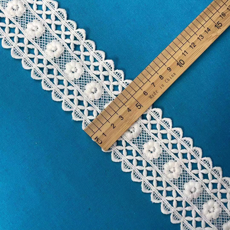 New white water-soluble lace edge non-stretchable milk silk embroidery hollow double barcode children's clothing lining lace