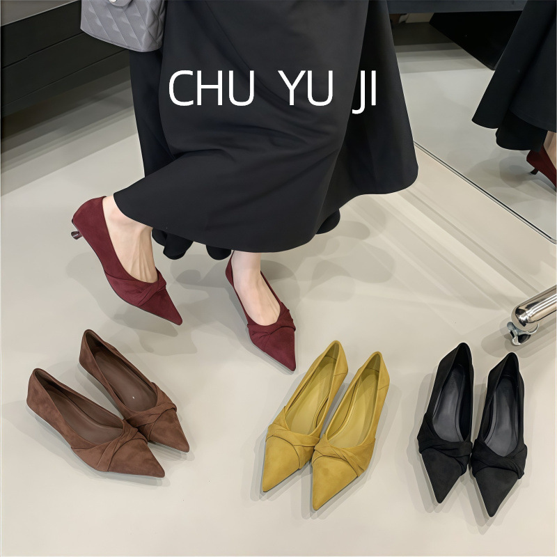 First Encounter with the Season's New Pointed-Toe High-Heeled Shoes for Women, Gentle Style, 2026 New Autumn Model, Shallow Mouth, Soft Leather, Mid-Heel Work Shoes First Encounter with the Season's New Pointed-Toe High-Heeled Shoes for Women, Gentle Style, 2026 New Autumn Model, Shallow Mouth, Soft Leather, Mid-Heel Work Shoes
