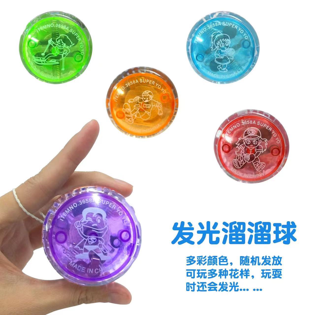 El Festival de Primavera ya está abierta: varitas mágicas brillantes, bolas de burbujas mágicas con cielo estrellado, linternas de mano de Año Nuevo, suministros para puestos callejeros de Año Nuevo.