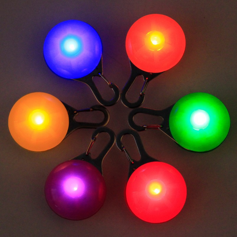 Redonda luminosa etiqueta de perro de noche gato pasear perro pasear anti-perdida colgante de flash LED para mascotas colgante luminoso