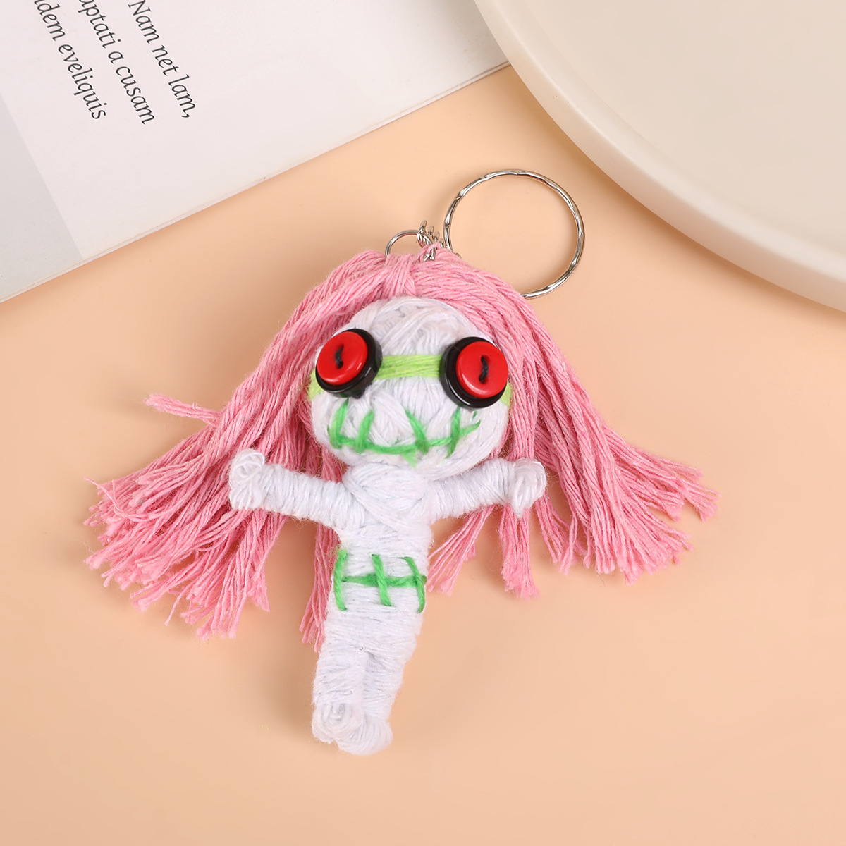 Lana hecha a mano malvada muñeca bruja muñeca decoración navideña ambiente regalo llavero Halloween
