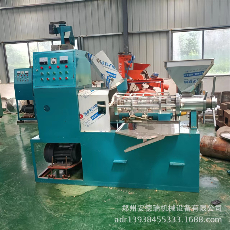 南瓜子葵花籽榨油机自动螺旋压油机 商用125型花生大豆榨炼一体机