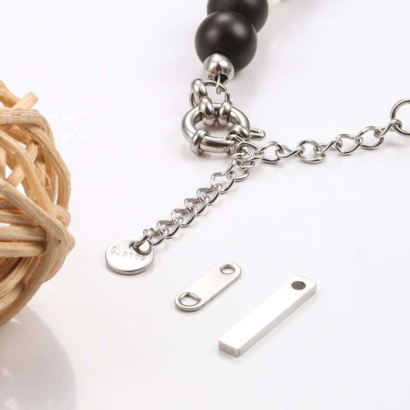 A830-A832_0005_4E2A3450