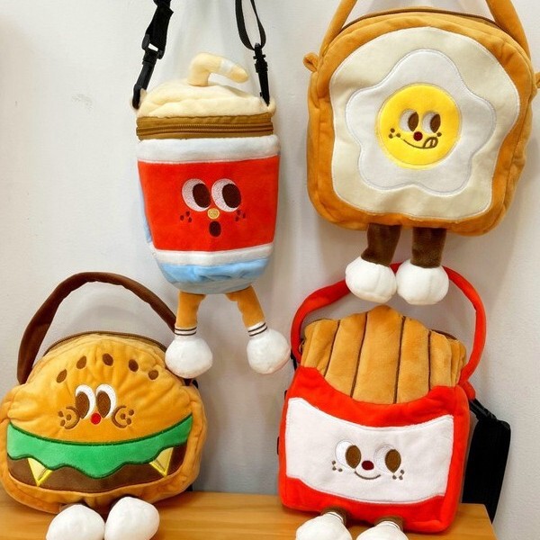 New Style Plush Handbag Bag Women's Internet Celebrant Cute Toast Fries Hamburger Coke Cartoon Shoulder Crossbody Bag New Style Plush Handbag Bag Women's Internet Celebrant Cute Toast Fries Hamburger Coke Cartoon Shoulder Crossbody Bag
