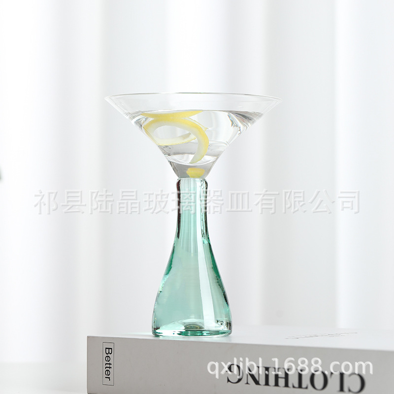 Copa de champiñones personalizada de forma especial simple Vidrio de nicho francés Vidrio de champán Vidrio de cóctel de sake