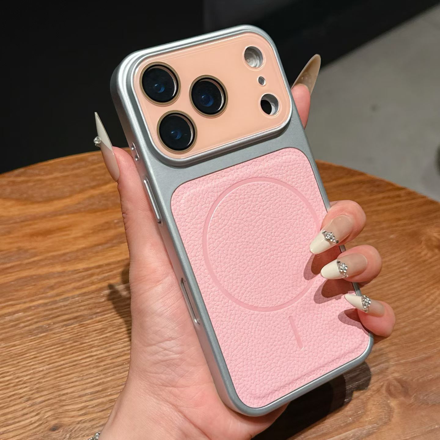 película de lente de vidrio dopamina litchi estriado segundo cambio manzana 17Promax succión caso de teléfono para iPhone 16
