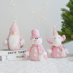 新しいピンクのサンタクロース雪だるま鹿クリスマス装飾品布芸公仔装飾用品座り人形装飾品